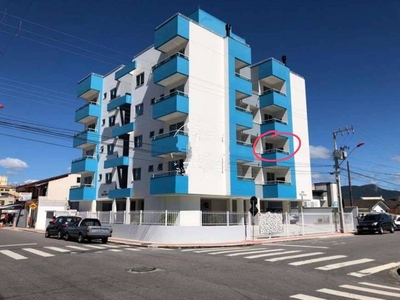 Apartamento à venda, com 69M², sendo dois dormitórios uma suíte,com sacada e churrasqueira, proxímo a escolas, supermercados, Forquilhinhas, São José, SC