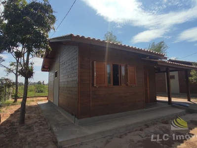 Casa à venda no bairro Araçatuba em Imbituba