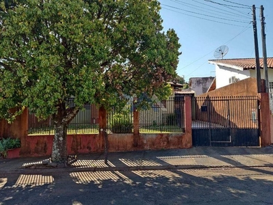 Casa à venda no bairro Jardim Santa Monica em Rolândia