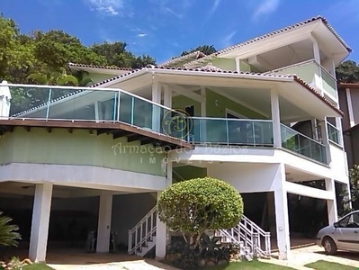 Casa em condomínio à venda ou aluguel por temporada no bairro Ferradurinha em Armação dos Búzios