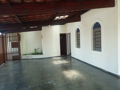 Casa à venda, Jardim Independência, Taubaté, SP