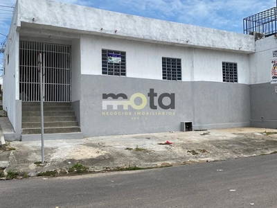 Clínica Veterinária. Casa à venda no Parque 10 de Novembro, com Projeto para clínica veterinária em Manaus, AM