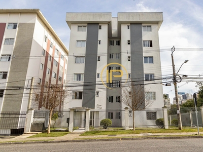 Edifício Mansão La Fontaine - 3 Quartos, Sendo 1 Suíte, Semi Mobiliado, em ótima localização, Apartamento à venda no Água Verde, Curitiba, PR