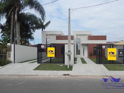 Oceano imóveis vende: Casa nova , Balneário Nereidas, Rua pavimentada 2 quadras do Mar, Guaratuba litoral do , PR
