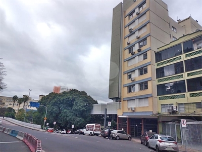 Tres dormitórios com vaga em localização privilegiada centro de Porto Alegre