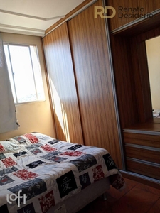 Apartamento à venda em Granja de Freitas com 70 m², 3 quartos, 2 vagas