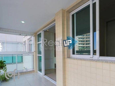 Apartamento à venda em Jacarepaguá com 68 m², 2 quartos, 1 suíte, 1 vaga