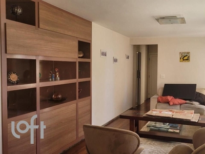 Apartamento à venda em Santo Agostinho com 268 m², 4 quartos, 2 suítes, 2 vagas