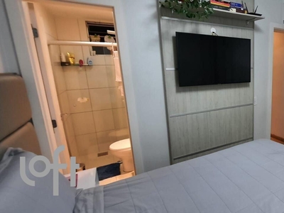 Apartamento à venda em Vera Cruz com 55 m², 2 quartos, 1 suíte, 1 vaga