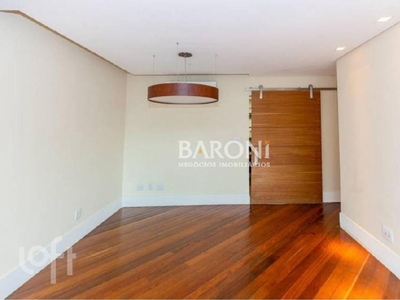 Apartamento à venda em Campo Belo com 142 m², 2 quartos, 2 suítes, 3 vagas