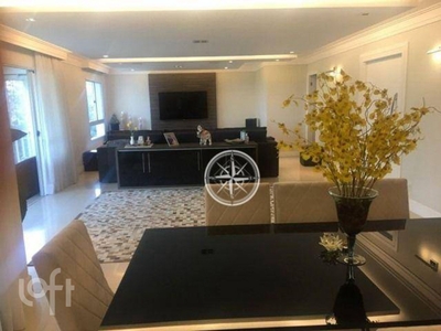 Apartamento à venda em Campo Grande com 233 m², 4 quartos, 2 suítes, 2 vagas