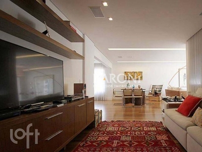 Apartamento à venda em Itaim Bibi com 130 m², 3 quartos, 1 suíte, 3 vagas