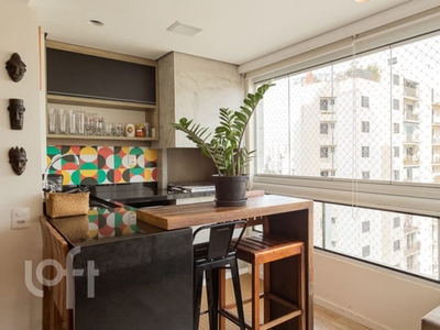 Apartamento à venda em Lapa com 103 m², 3 quartos, 1 suíte, 2 vagas