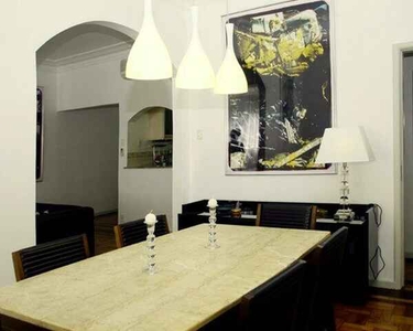 Apartamento excelente, de 120 m², mobiliado, finamente decorado, na excelente Rua Domingos