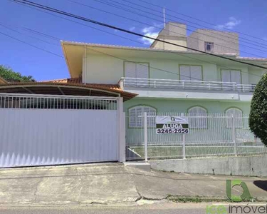 OTIMA CASA EM BARREIROS COM 6 QUARTOS