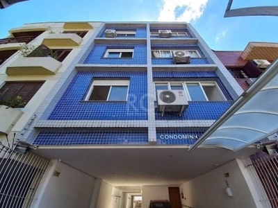 Apartamento de 1 dormitório para venda no bairro santana, em porto alegre, com 34.00 m² de área privativa e área total de 60m². 01 dormitório, sala, cozinha, área de serviço separada e banheiro, no ba