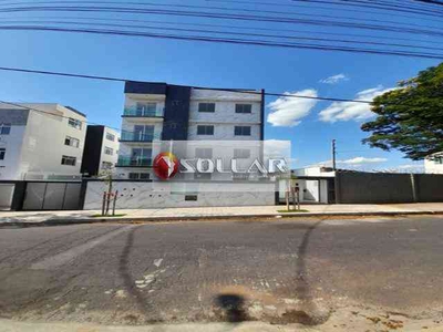 Apartamento com 3 quartos à venda no bairro Candelária, 62m²