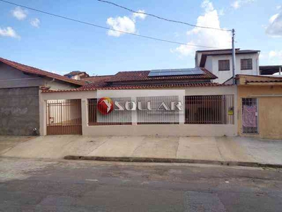 Casa com 3 quartos à venda no bairro Floramar, 255m²