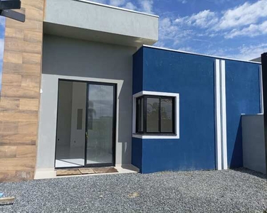 Casa com piscina 2 quartos sendo uma 1Suíte na praia de Guaratuba