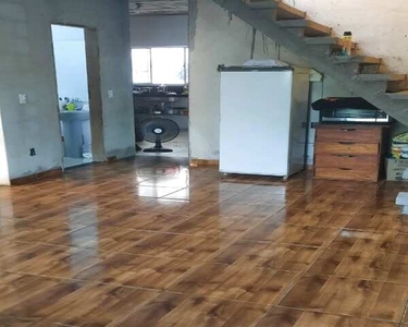 Excelente casa individual à venda, com jardim e 2 vagas, no Bonsucesso BH!