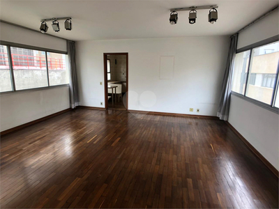 Apartamento com 3 quartos à venda ou para alugar em Higienópolis - SP