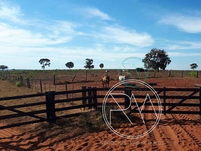 Fazenda em Zona Rural, Camapuã/MS de 10m² à venda por R$ 41.399.000,00