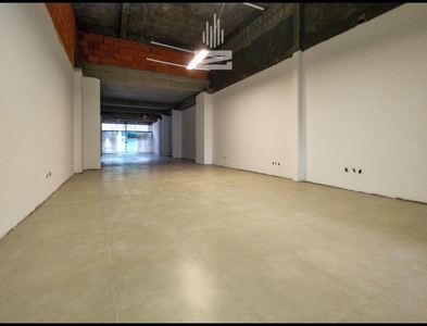 Sala/Escritório no Bairro Vila Nova em Blumenau com 114 m²