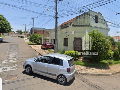 Terreno em Uvaranas, Ponta Grossa/PR de 10m² à venda por R$ 398.000,00