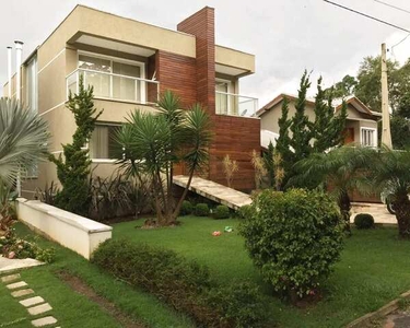 Aluga casa maravilhosa no condomínio Aruã Lagos II, 3 suítes, 450 m², piscina, 5 vagas