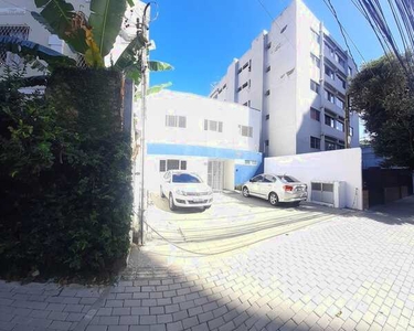 Alugo casa comercial com 240 metros² 8 salas na Av. Manoel Borba em Recife