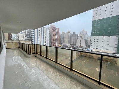 Apartamento em Itapuã - 03 Quartos e 02 Vagas de Garagem