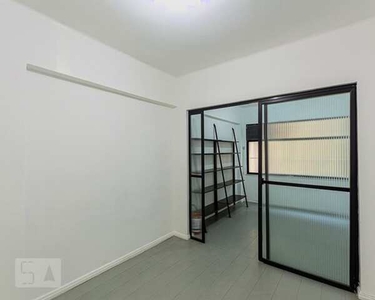 Apartamento para Aluguel - Centro , 1 Quarto, 32 m2