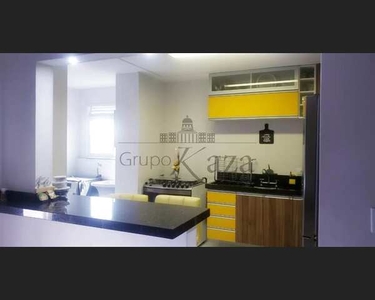 Apartamento para aluguel com 93 metros quadrados com 3 quartos em Centro - Jacareí - SP