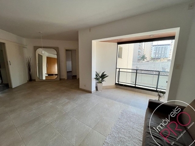 Apartamento para locação com 112m² em Moema - São Paulo.