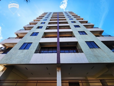 Apartamento para venda tem 67 metros quadrados no Bairro de Fátima - Fortaleza - CE