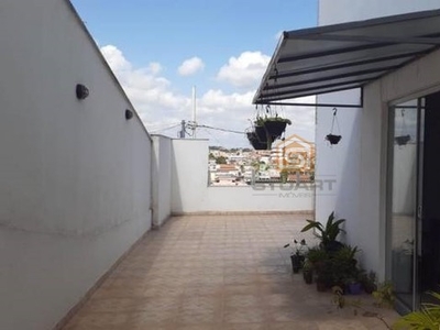 Área privativa ampla com 2 quartos e 2 vagas paralelas no bairro Céu Azul!