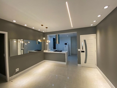 Av. Atlântica: Apartamento de 3 quartos a venda com garagem e vista mar por R$ 2.100.000,0