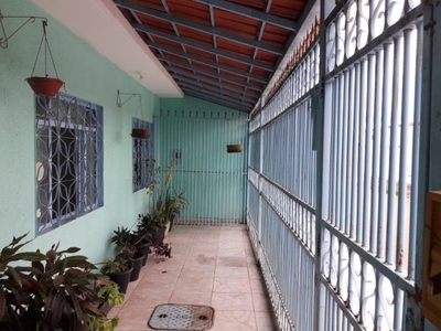 Cajado imóveis vende uma casa na Vila Buritis