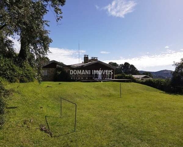 Casa à Venda e pra Alugar Anual na Região do Alto da Vila Inglesa - Campos do Jordão/SP