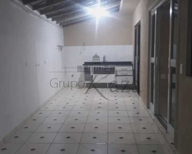 Casa Aluguel 2 Dormitórios 80m² 185458403