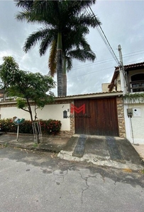 Casa com 2 dormitórios para alugar, 187 m² de área total por R$ 2.760/mês - Maria José - N