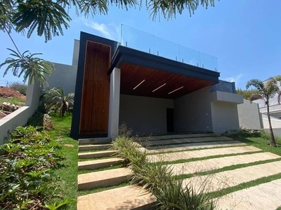 Casa com 3 dormitórios à venda, 240 m² por R$ 1.890.000 - Condomínio Vale das Águas - Brag