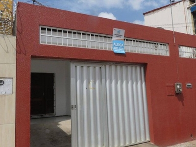 Casa com 3 dormitórios para alugar, 104 m² por R$ 1.099,00/mês - Conjunto Ceará - Fortalez