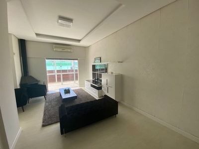 Casa com 3 dormitórios para alugar, 300 m² por R$ 4.970,00/mês - Rincão - Novo Hamburgo/RS