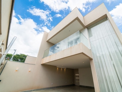 Casa com 4 dormitórios à venda, 330 m² por R$ 1.899.000,00 - Vila da Telebrasília - Brasíl