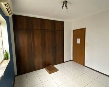 Casa Comercial - 3 quartos - Vagas de Garagem - Avenida Anhanguera