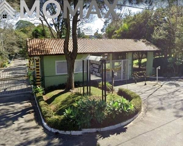 Casa de Condomínio com 3 Quartos, 2 Suítes e 5 banheiros à Venda, 304 m² por R$ 950.000