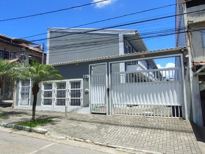 Casa de Fino Acabamento - Tanque