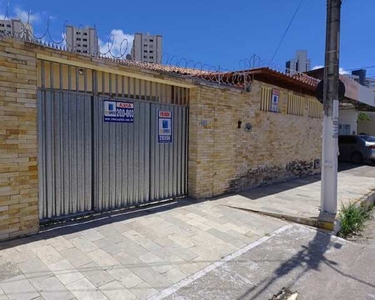 Casa na Jaguarari - com 4/4 com 296m² em Lagoa Seca - Natal - RN