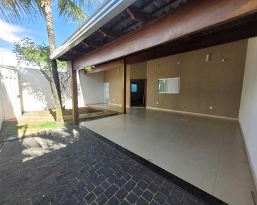 Casa para aluguel com 05 quartos no Bairro Granada - Uberlândia - MG